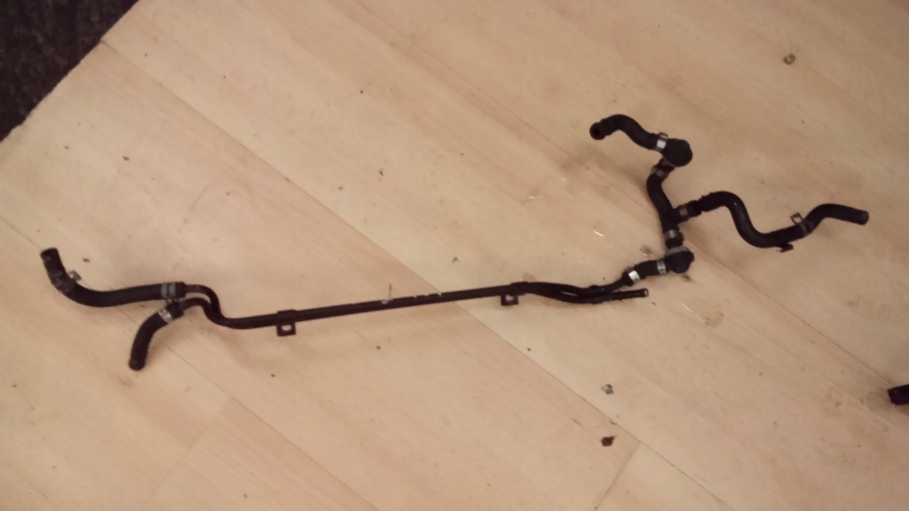 Купити Трубка шланг пального vw golf iv gti