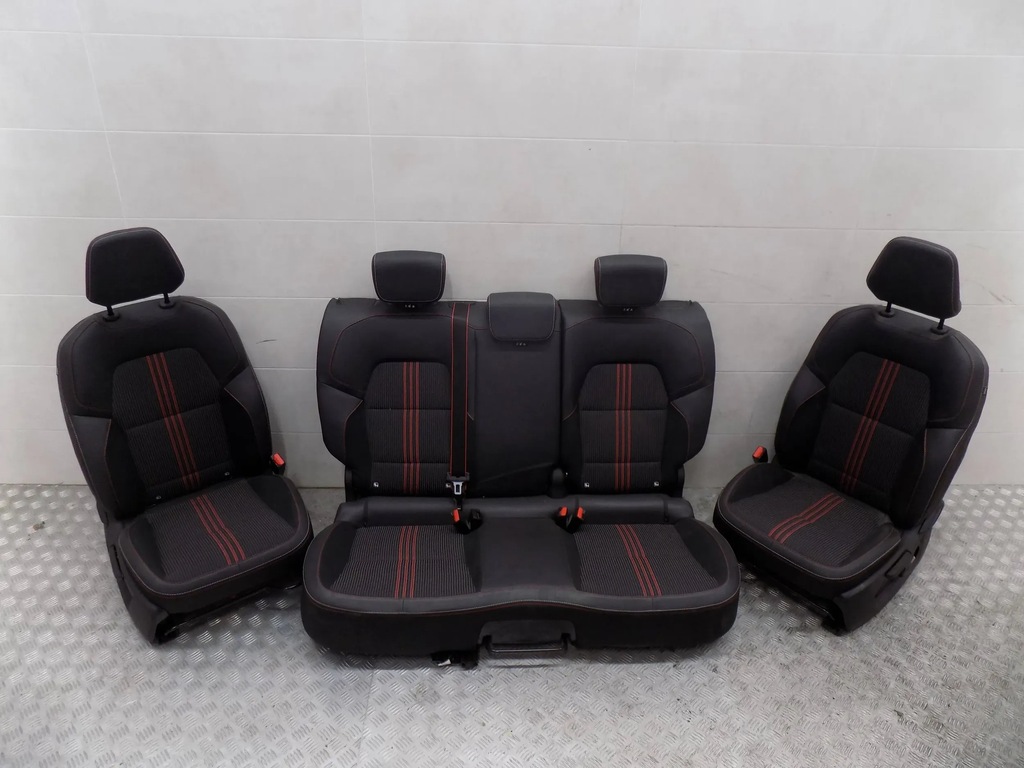 фото №1, Renault captur ii r.s. line сиденья заднее сиденье сиденья салон обивка кожа