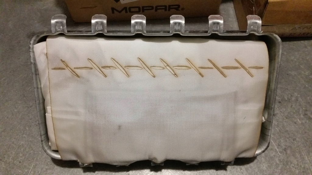 фото №1, Voyager rt подушка пассажира 2010-15