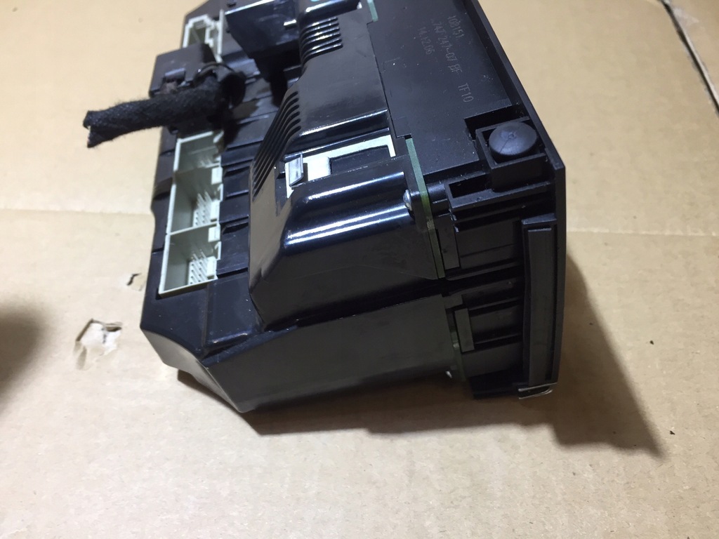 фото №10, Audi q7 4l панель кондиционера обдув 4l0820043f