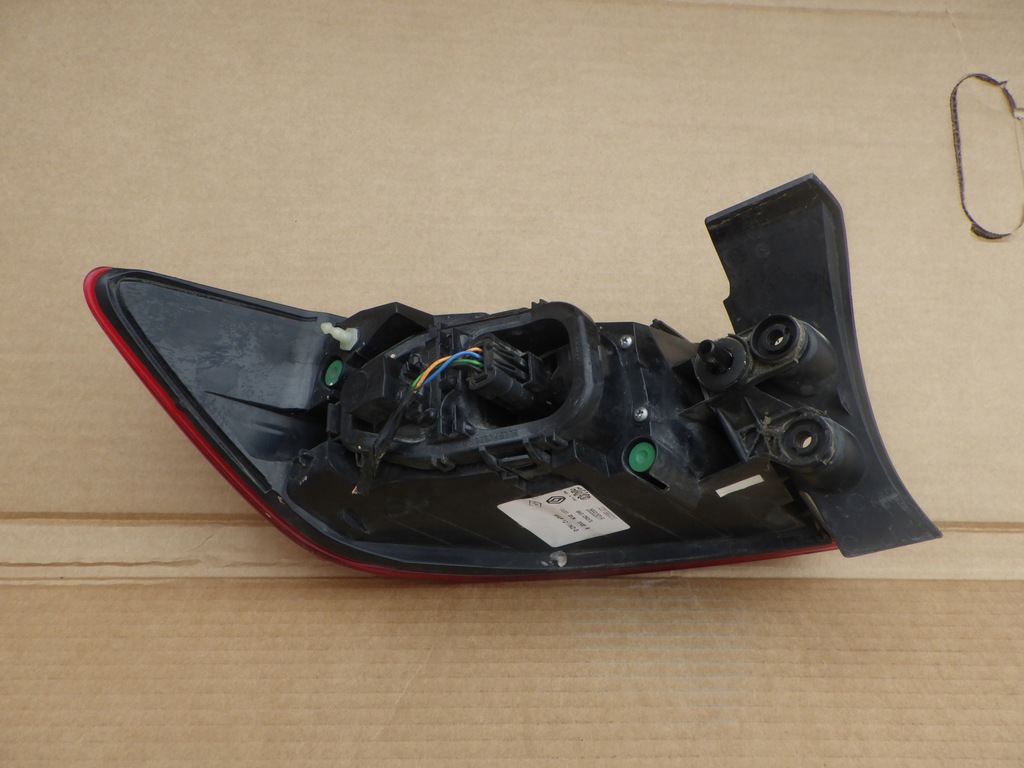 фото №5, Лампа правая задняя задняя renault clio iv 265502631r