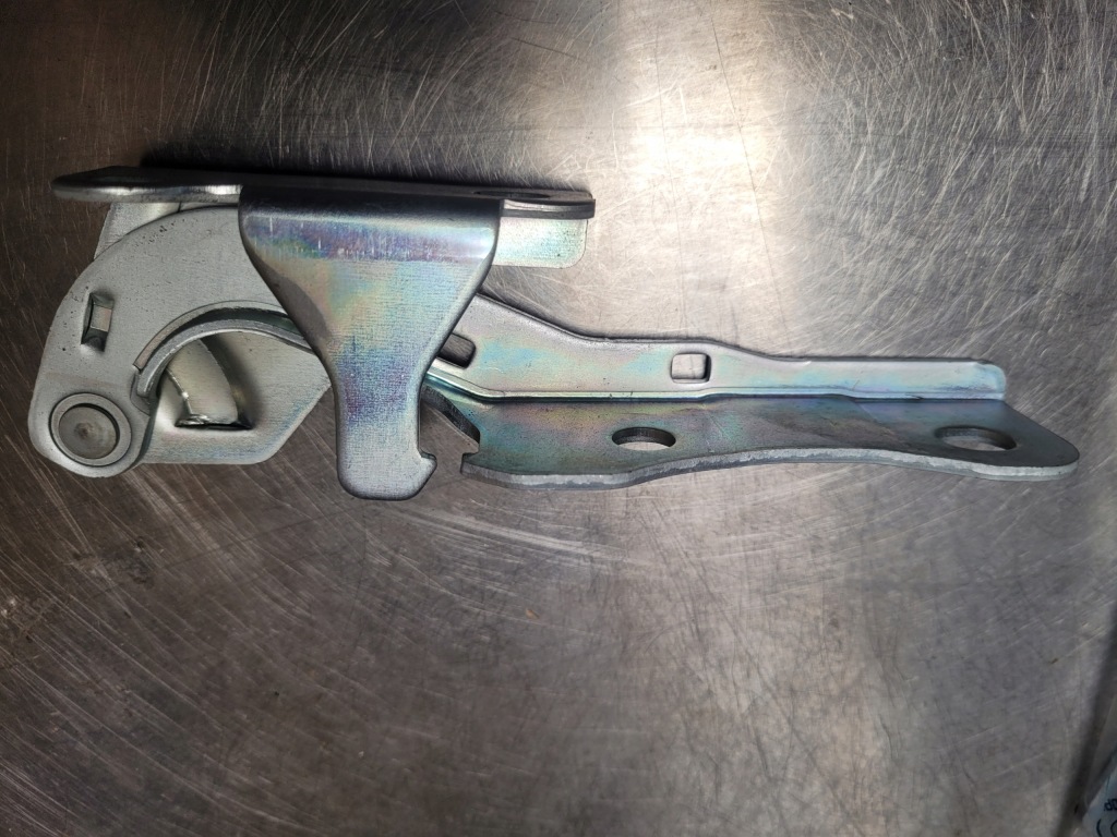 фото №1, Новый оригинальный петля капот hyundai tucson левая str. 791202e000