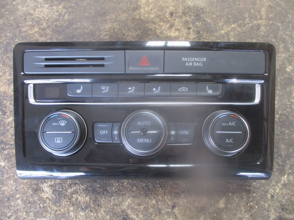 фото №1, Панель кондиционера 5g0907044cf vw golf vii lift