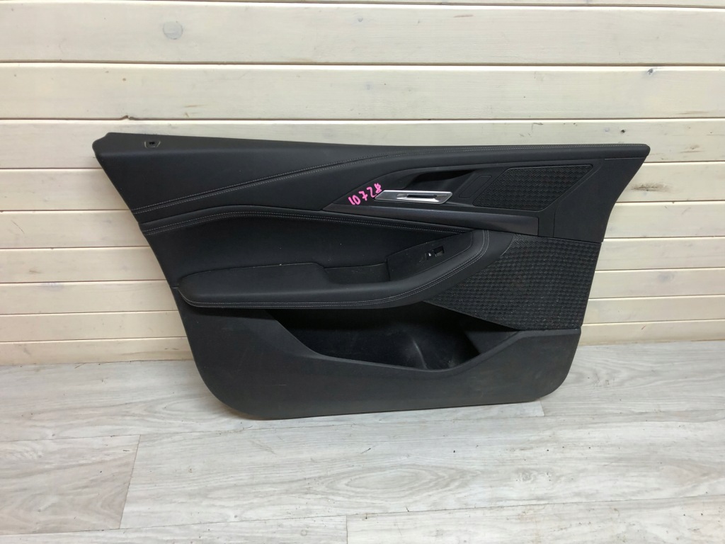 Купити Bmw 2 u06 обшивка двері лівий передній uk