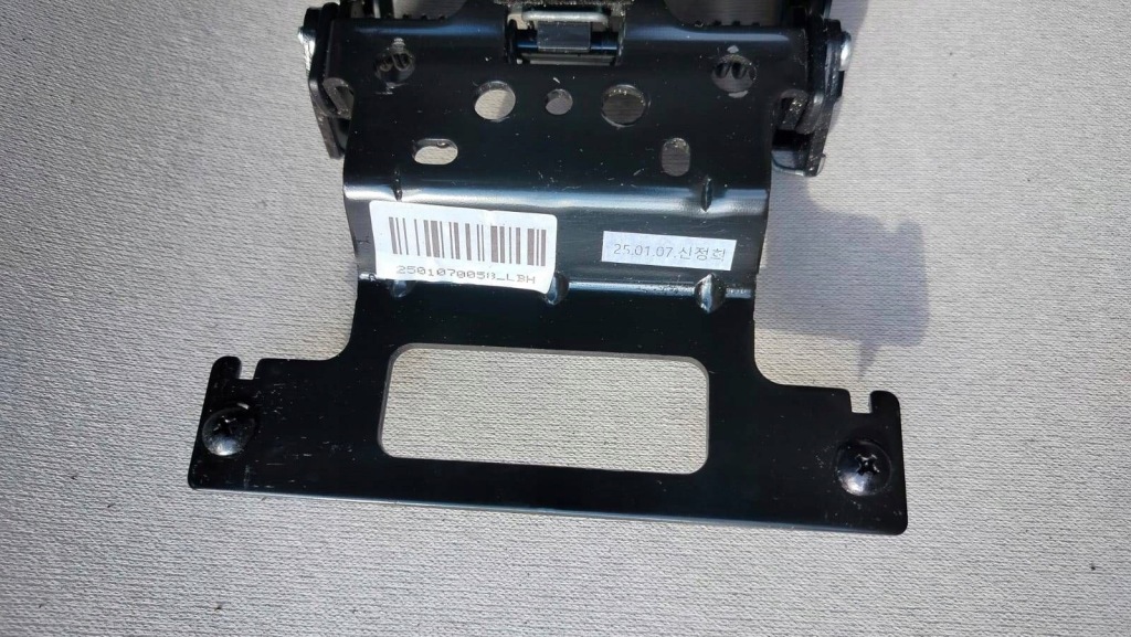 Подлокотник туннель ssangyong korando iv 4 чёрный кожа с Разборки