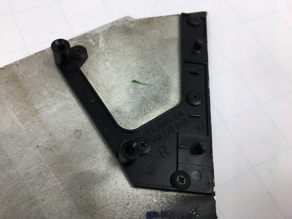 Drewno декоративная  обшивка дверь правый mercedes w140 1407270411 zebrano в Украине