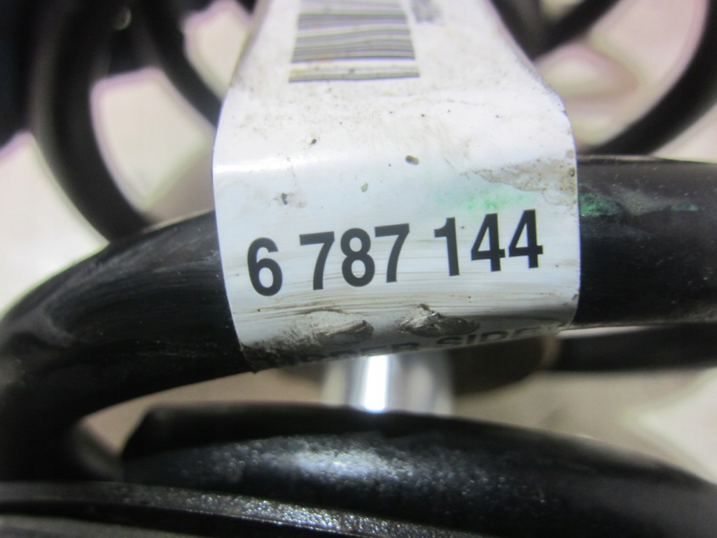 Bmw x3 f25 x4 f26 правий ліве амортизатор передній комплект 6796417 6796418 Зі Шроту