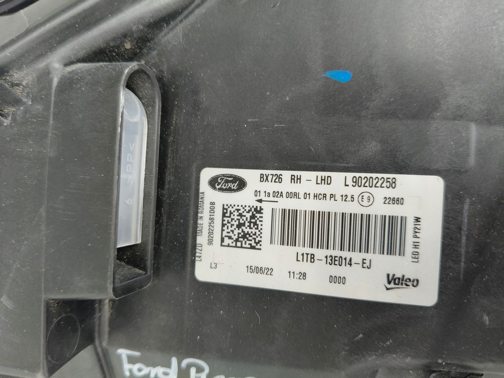 фото №10, Лампа права фара ford puma led 19-