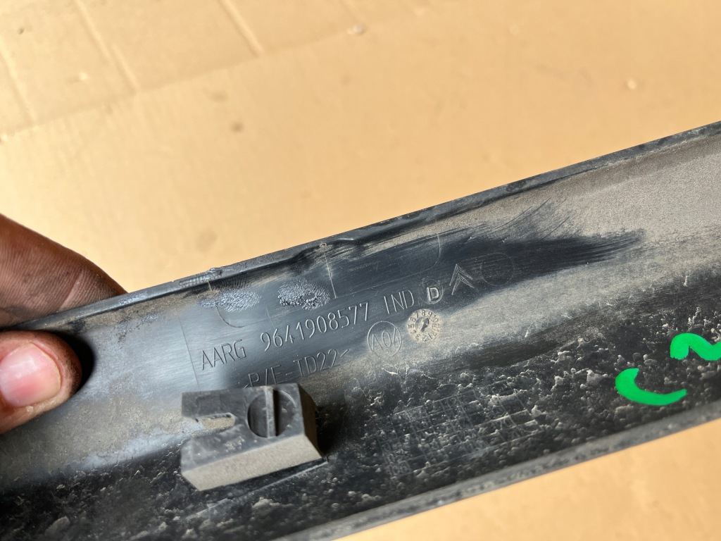 фото №4, Левая молдинг крыла заднего citroen c3 pluriel 9641908577 левый задняя 2003-