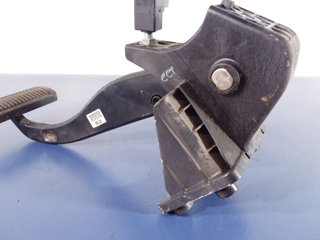 фото №4, Kia hyundai rondo carens iii педалі