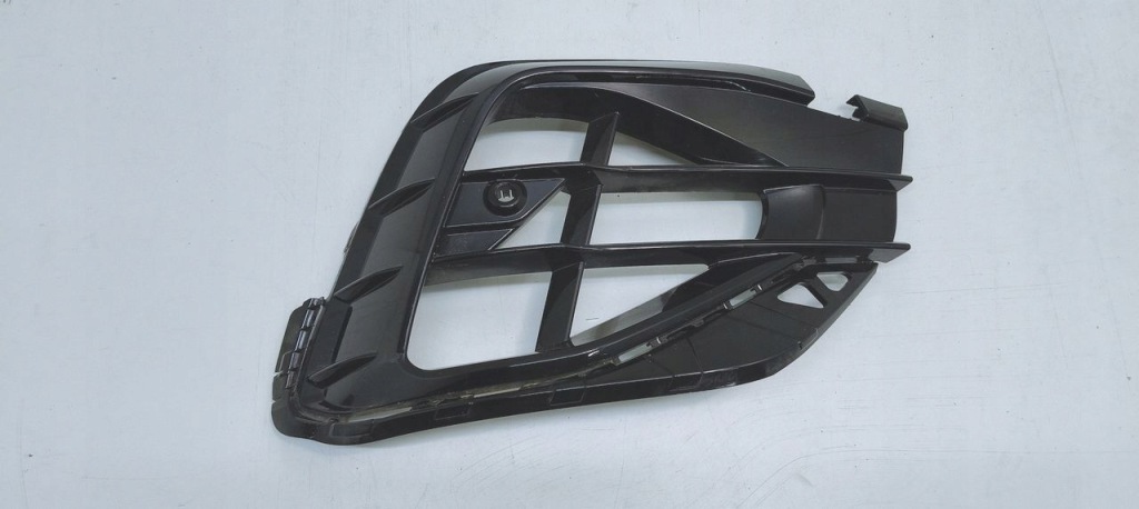 фото №1, Vw tiguan ii lift r-line решётка бампера правый перед 5na853666k