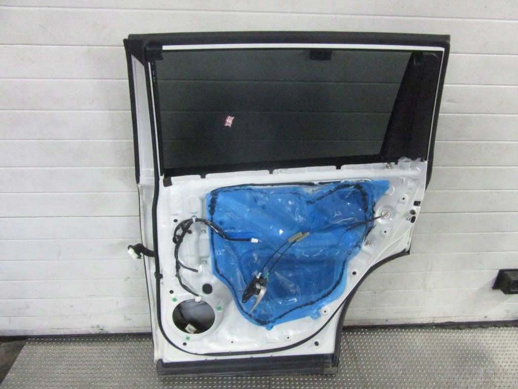 фото №7, Toyota highlander iii 2016 двері праве задня повний