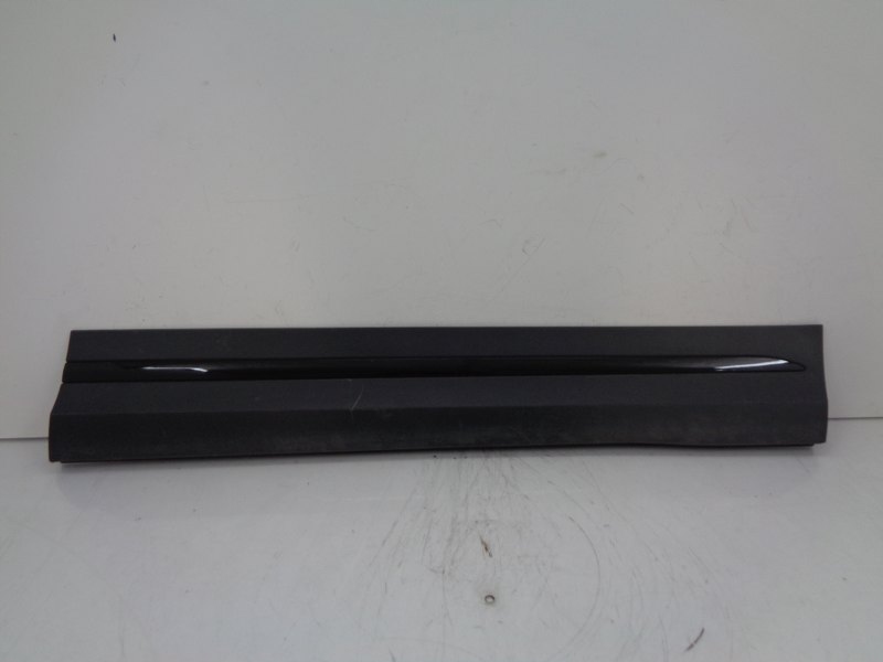 фото №1, Mercedes gla w247 молдинг дверь правый перед