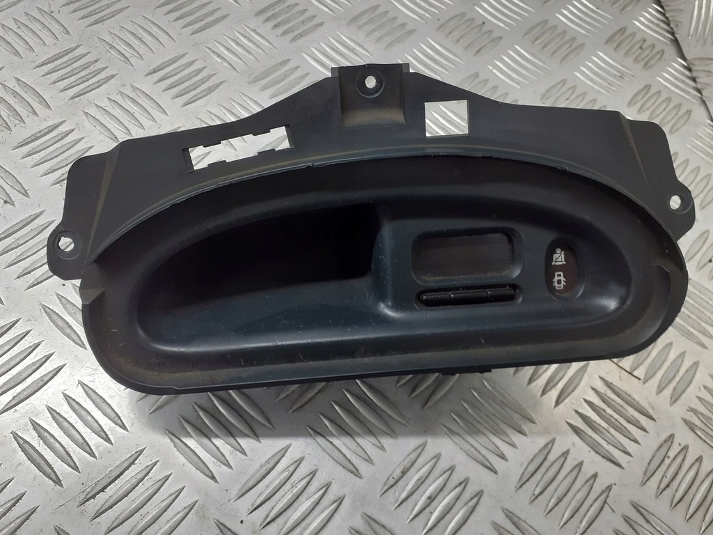 фото №1, Дисплей renault scenic i 7700840351