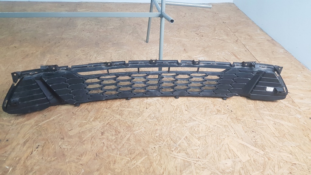 фото №8, Kia ceed iii 3 18r- решітка бампера передній