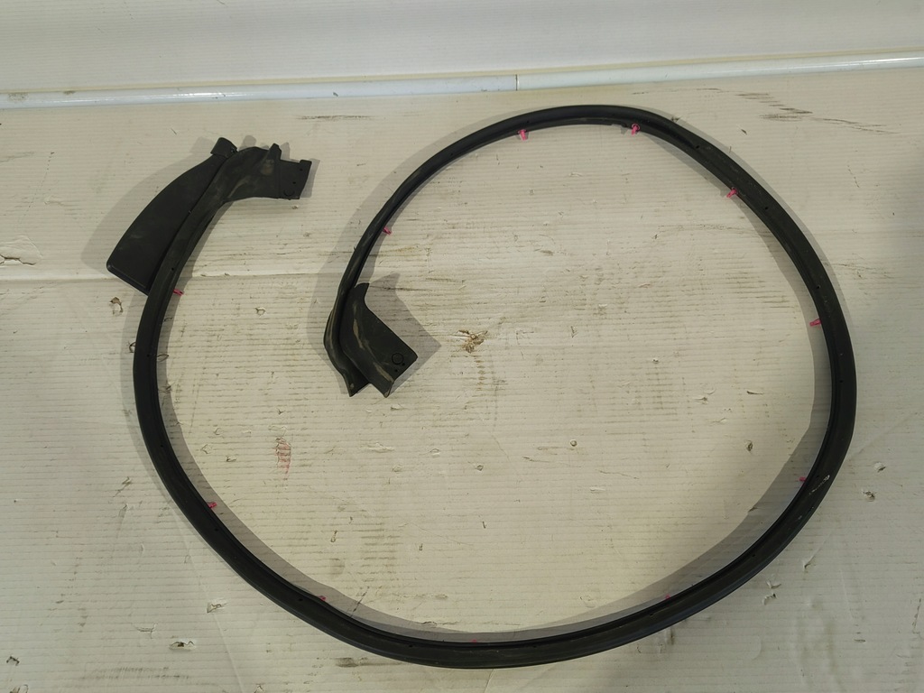 фото №1, Toyota gt86 subaru brz lift прокладка дверь левый перед