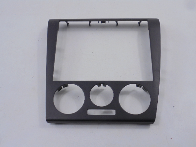 фото №1, Skoda octavia i консоль рамка радио 1u1863399