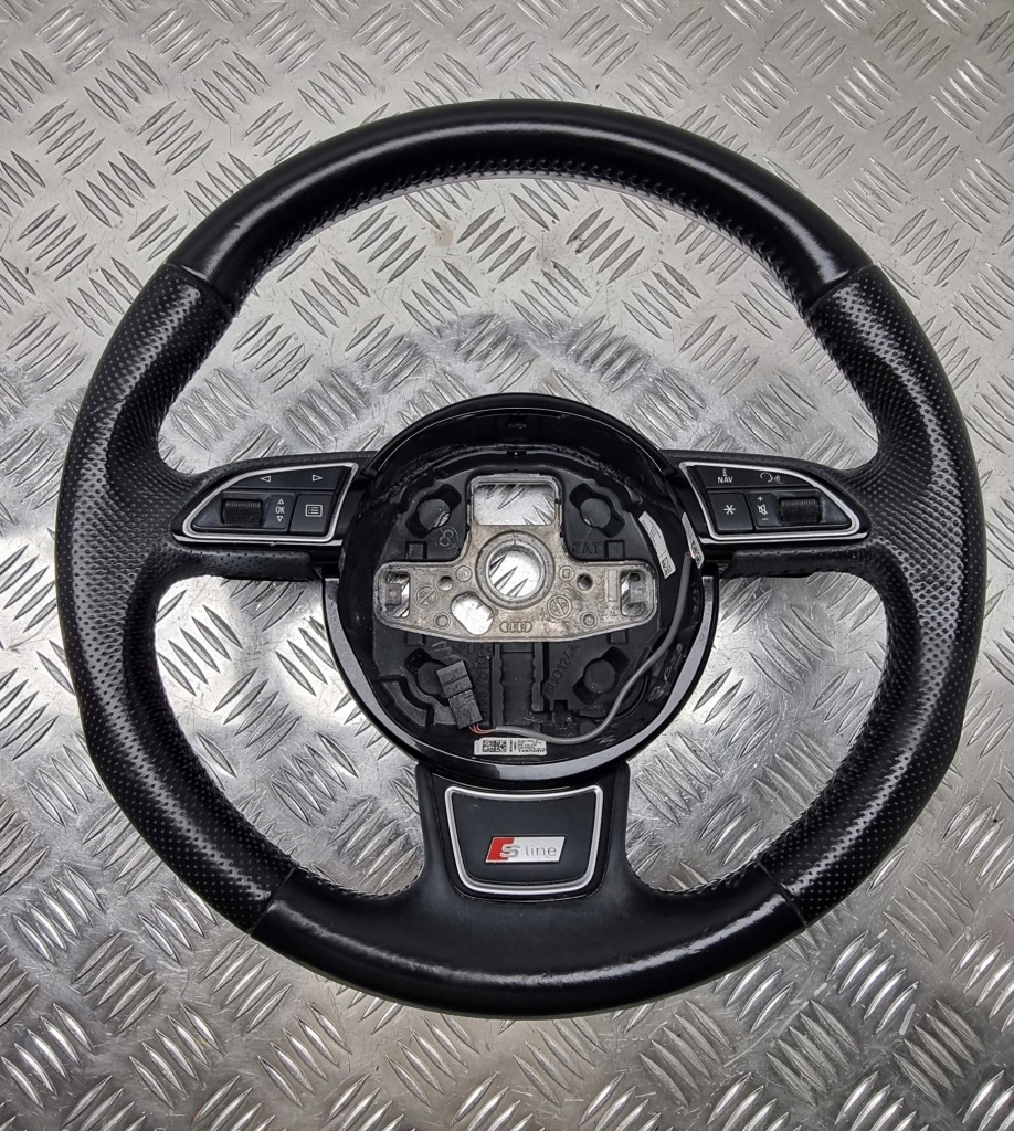 фото №1, Audi q3 8u воздуховод лепестки переключения s-line