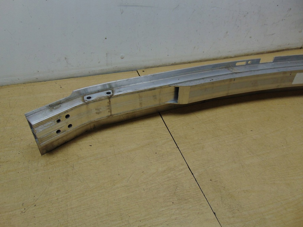 фото №11, Балка підсилювач бампера перед mercedes w247 a2476203301