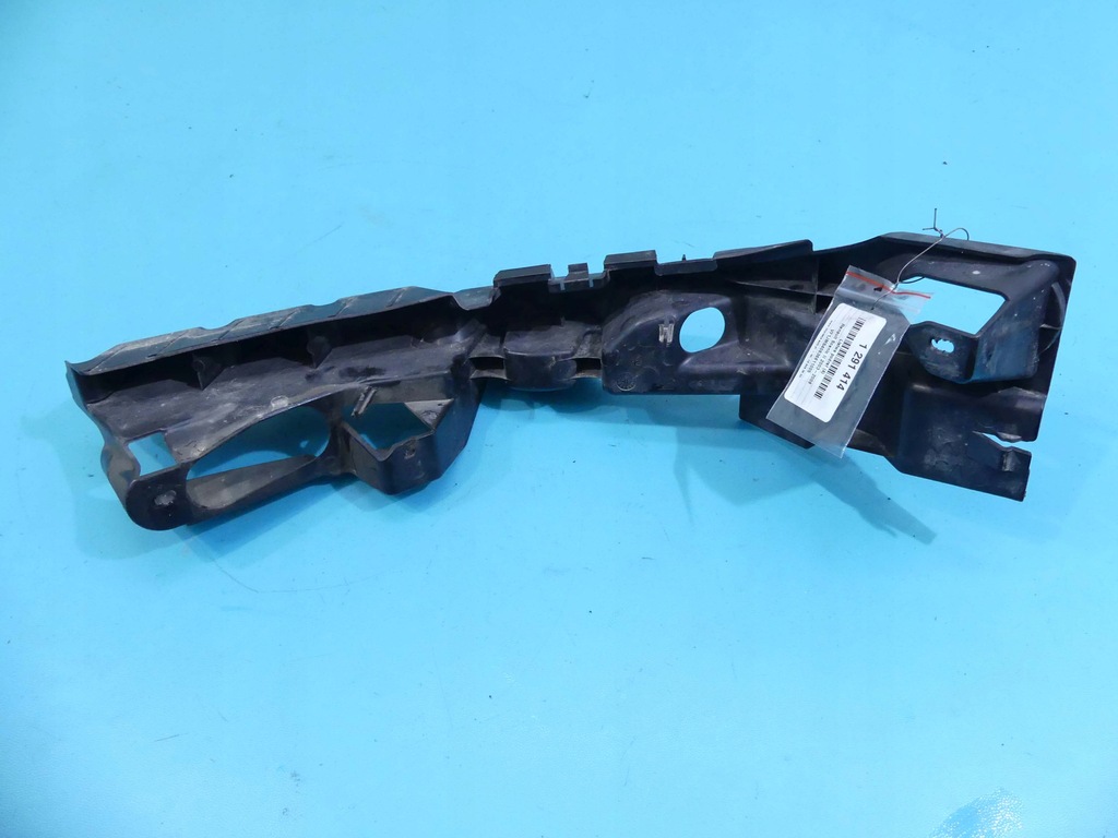 фото №4, Кронштейн напрямна молдинг права фара scenic ii