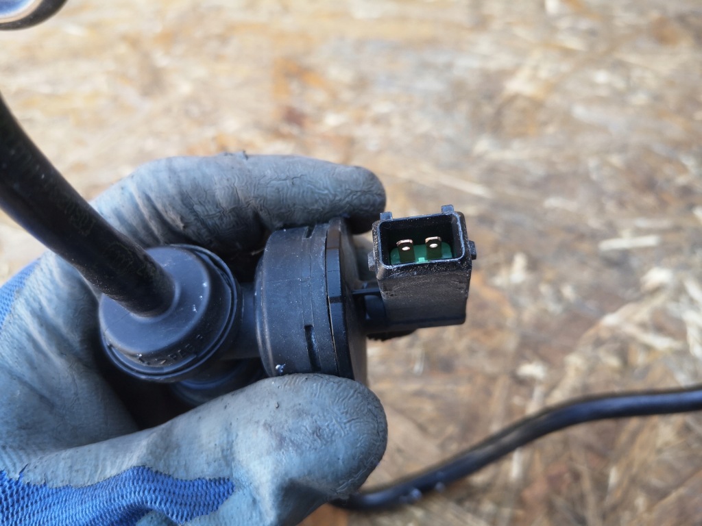 фото №6, Jaguar xf x260 шланг вакуумa gx73-9c491-fb