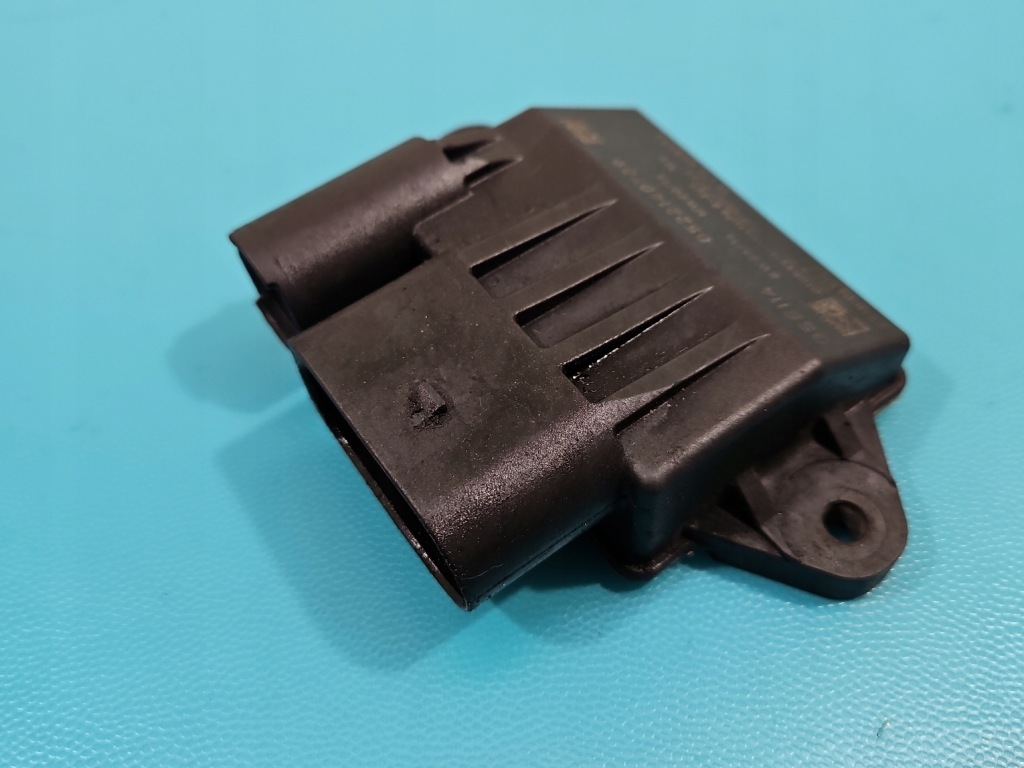 фото №1, Реле свеча накаливания mercedes w221 0522140709