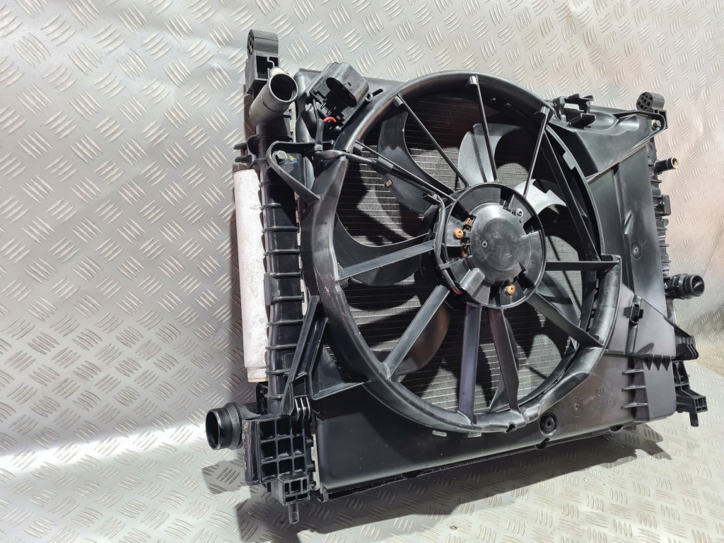 Радіатор води кондиціонера інтеркулер вентилятор opel mokka 1.7 cdti Недорого