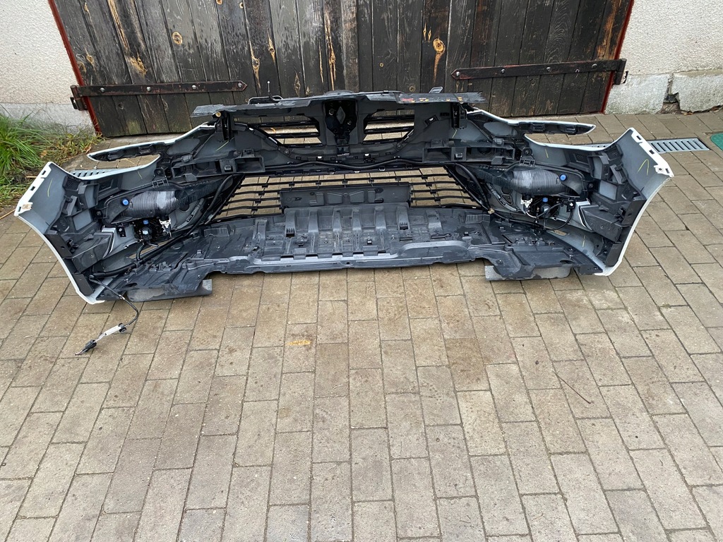 фото №8, Renault megane iv бампер перед передний teqnc kompletny