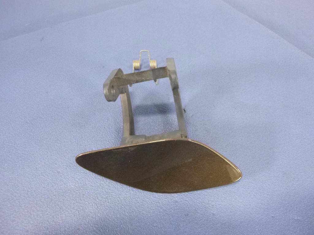 фото №1, Glk lift заглушка распылителя правая 2048691808