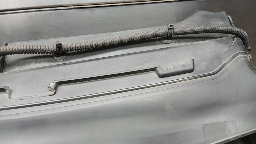 фото №12, Жалюзі шторка впуск volvo v40 po 2012r 31383814