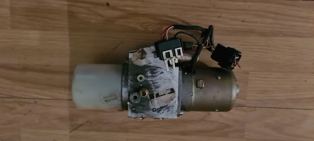 фото №1, Насос крыша mercedes slk r170 a1708000030