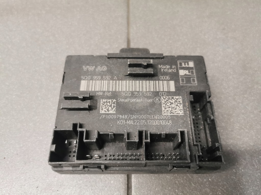 фото №1, Блок управления дверь правый przó vw golf vii 5q0959592a