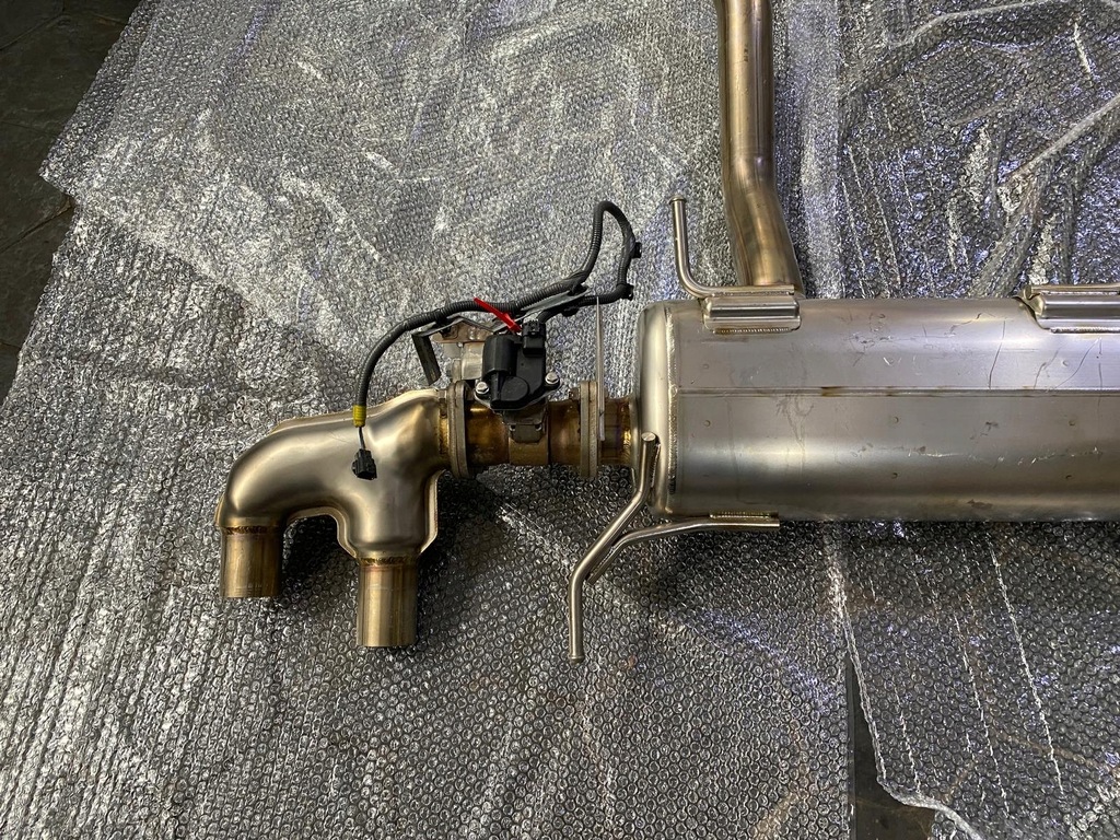 фото №7, Nissan gtr r35 3.8 v6 вихлоп титановий оригінал оригінальний номер nissan 201006av0a