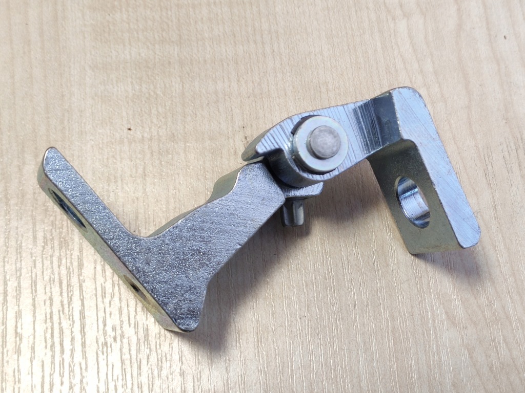 фото №2, Volkswagen оригінальний номер 8k0831402d петля двері