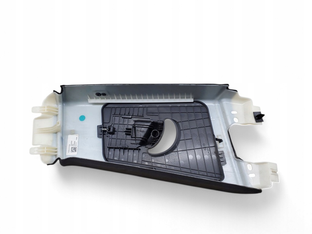 фото №6, Maserati levante 6700622030 ліва сторона обшивка стійок