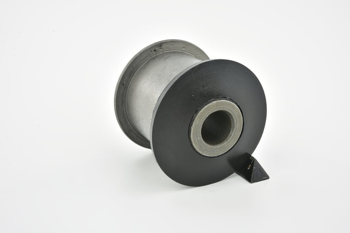 фото №13, Сайлентблок передний рычаг передней nissan teana