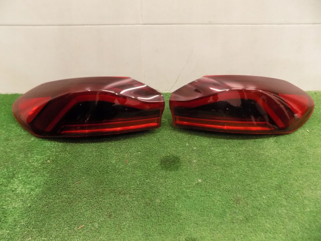 фото №1, Bmw x6 g06 lci лампа задня задня led права eu 7421114