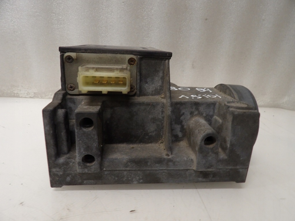 фото №1, Расходомер воздуха audi 80