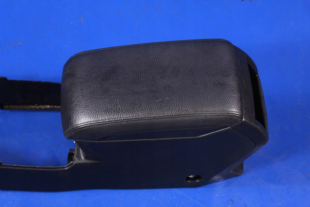 фото №8, Подлокотник туннель средний outback iv 09-14r