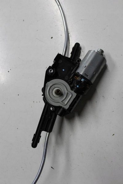 фото №2, Colt 09 cc cabrio моторчик замок дах