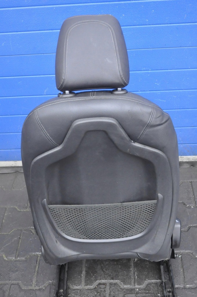 фото №11, Bmw 2 f46 gran tourer сиденья кожаный + заднее сиденье 2 3 ряд + обшивки нет подогрев