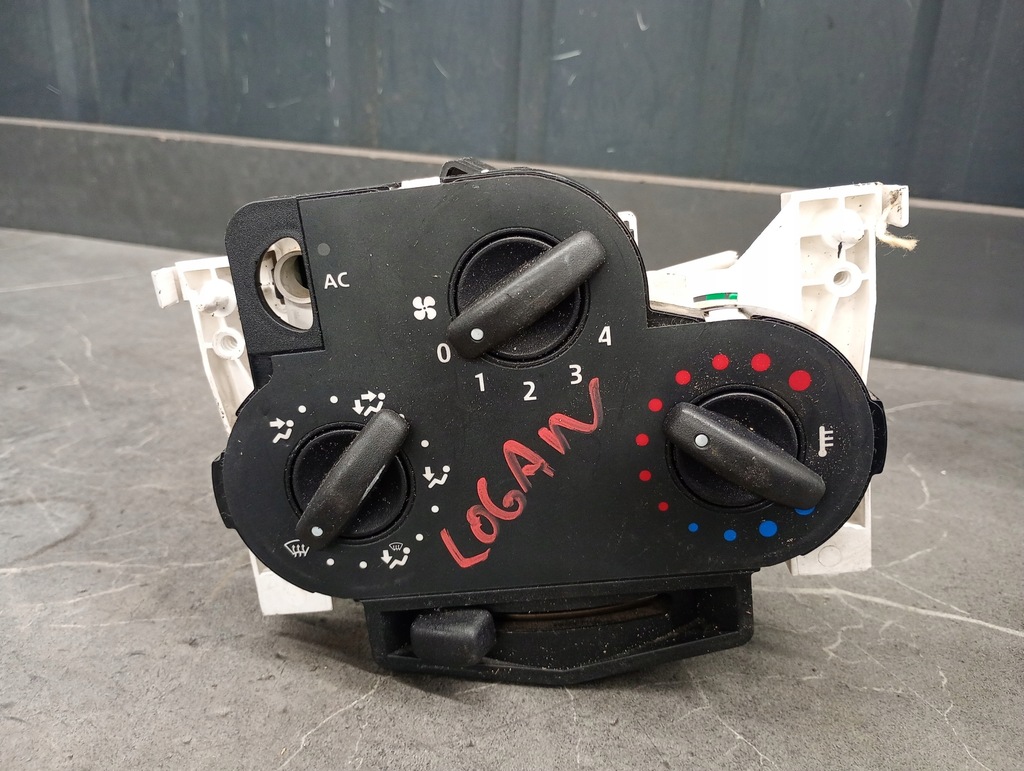 фото №1, N100920k панель обдув dacia logan i 04r