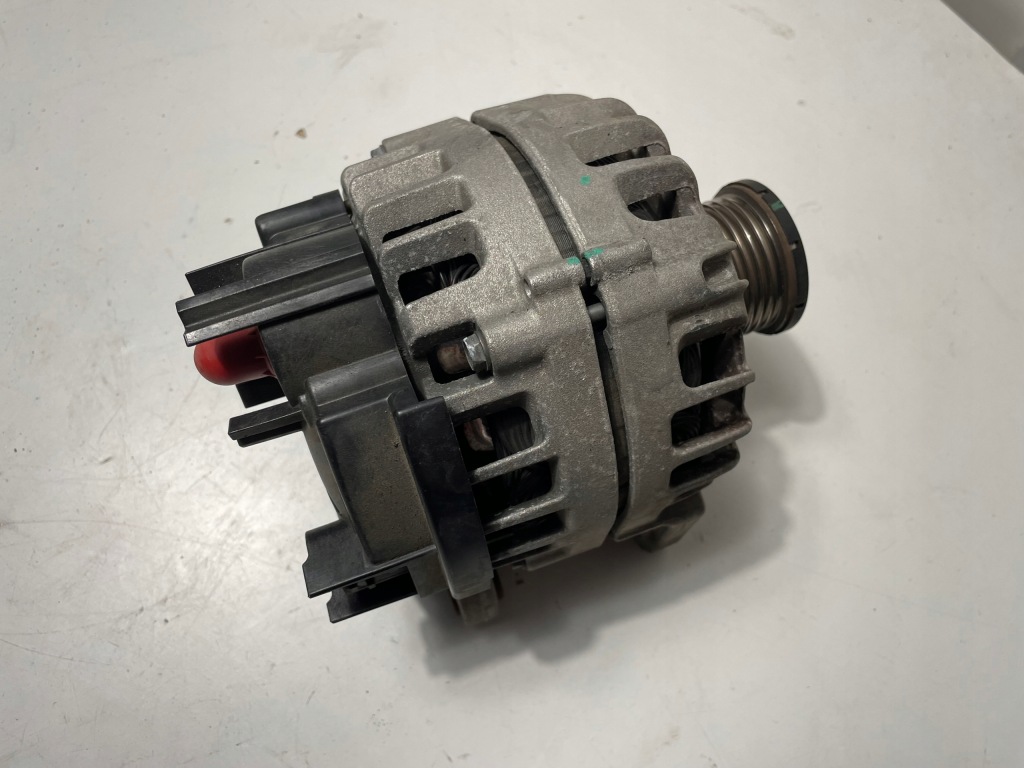 Купить Генератор renault 231008040r оригинальный