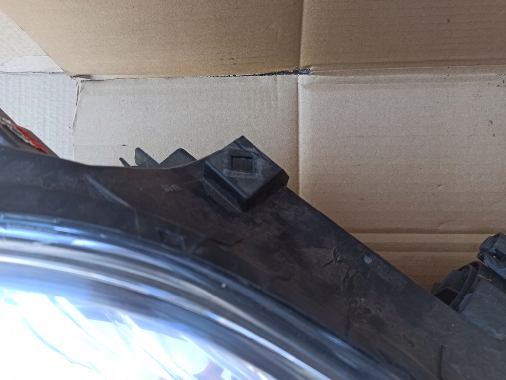 фото №6, Лампа правый перед hyundai ix20 92102-1kxxx europa