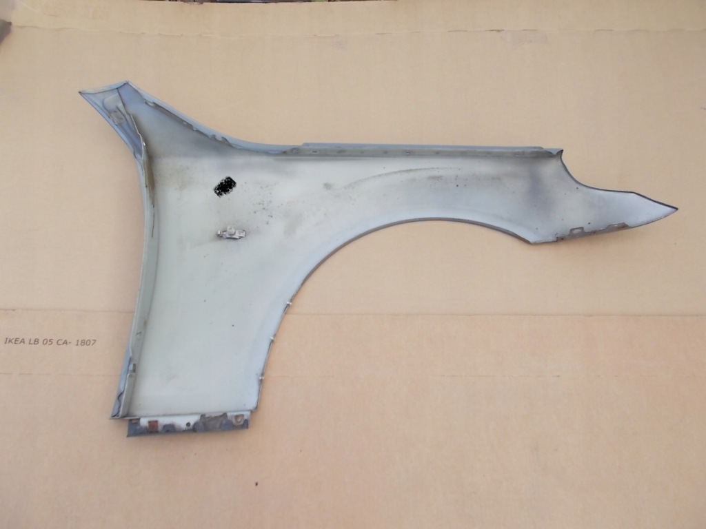 Крыло  левое  bmw e60 e61 седан универсал silbergrau с Разборки