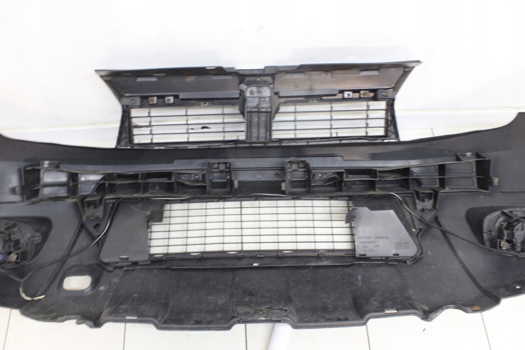 фото №11, Dacia duster i 10r- бампер перед передній решітка радіатора