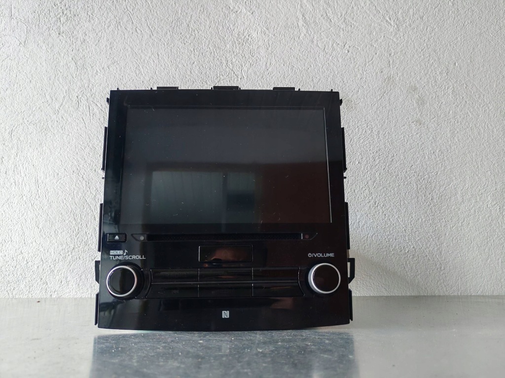 фото №1, Subaru forester sk v радио навигация панель 86222sj040