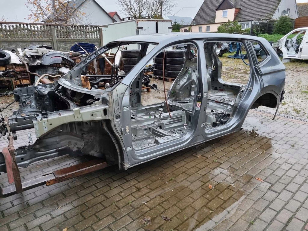 Vw tiguan 2 5nn четвертина правий стовпчик  дверей кут поріг Зі Шроту