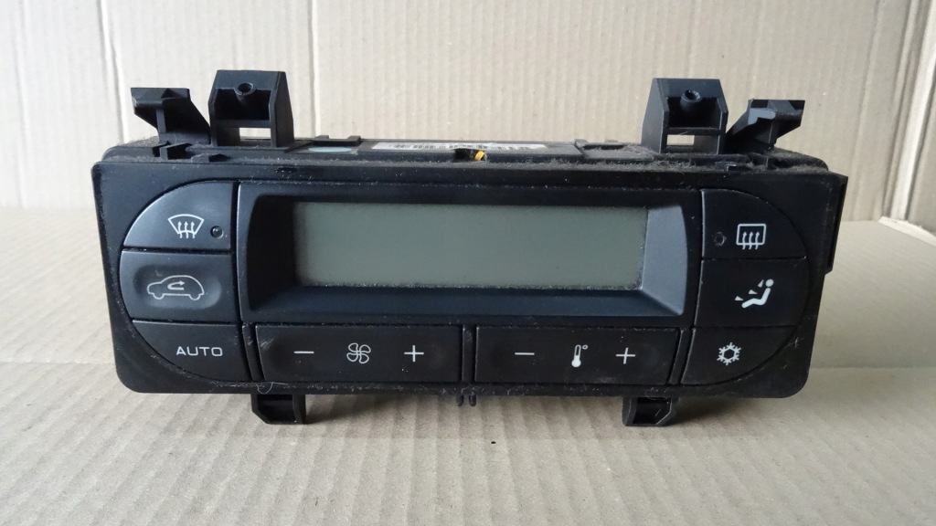 фото №1, Citroen c3 i панель обдув 96377774xt