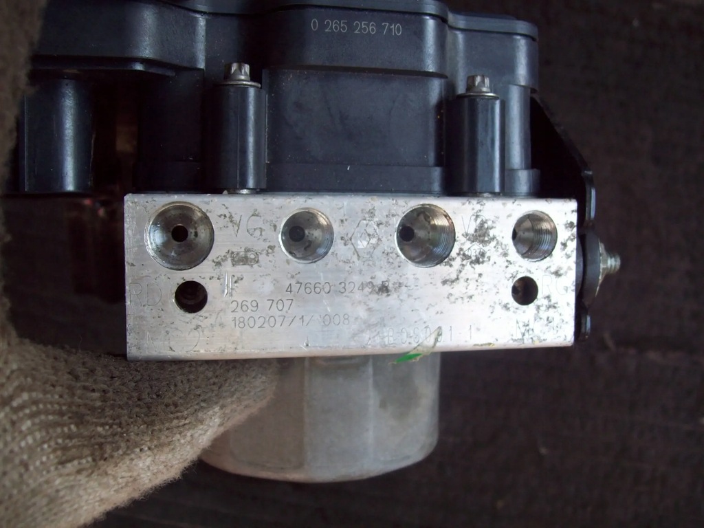 фото №9, Насос блок управления тормозная abs sandero logan ii 0.9 tce eu 476603249r